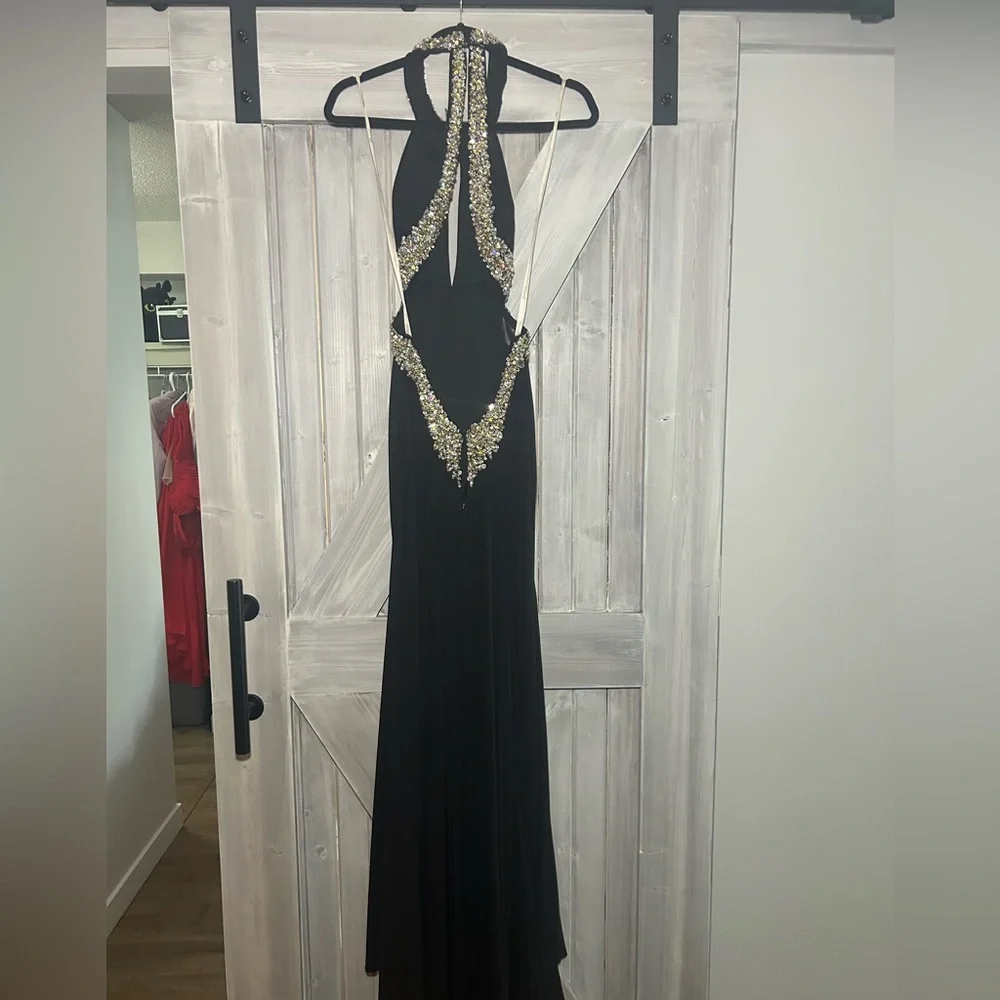 Tony Bowls Black Backless Gown with Waist Cape - Picture 4 of 5